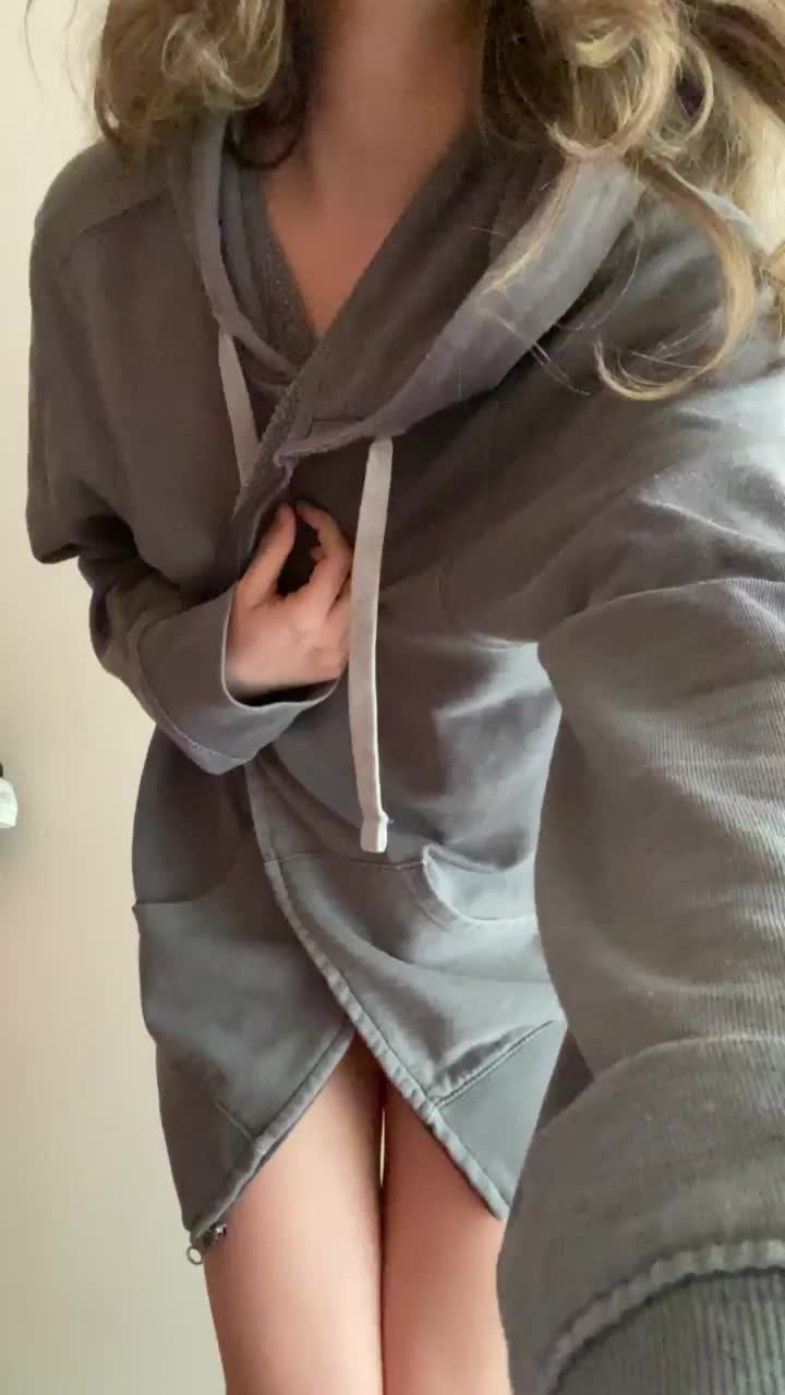 Make me a mommy or I’ll steal your clothes ! - free porn video