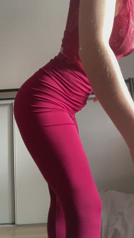 I have one simple question. Would you fuck me? - free porn video