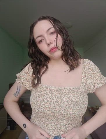 this top makes me feel so pretty - free porn video