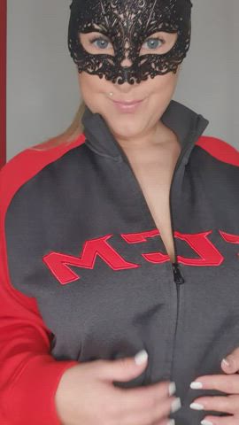 How’re my tits for a 36-year-old mom of two - free porn video
