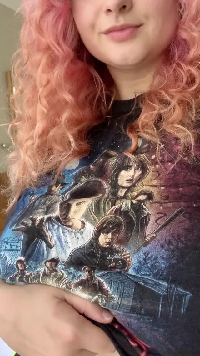 Would you fuck a nerdy ginger with 38F’s? - free porn video