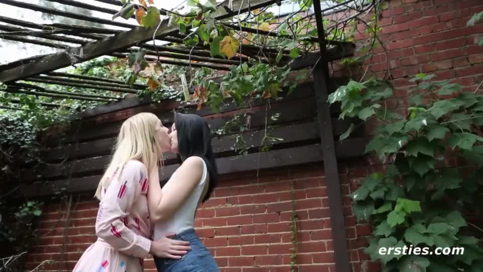 Hot damn 😍 - free porn video
