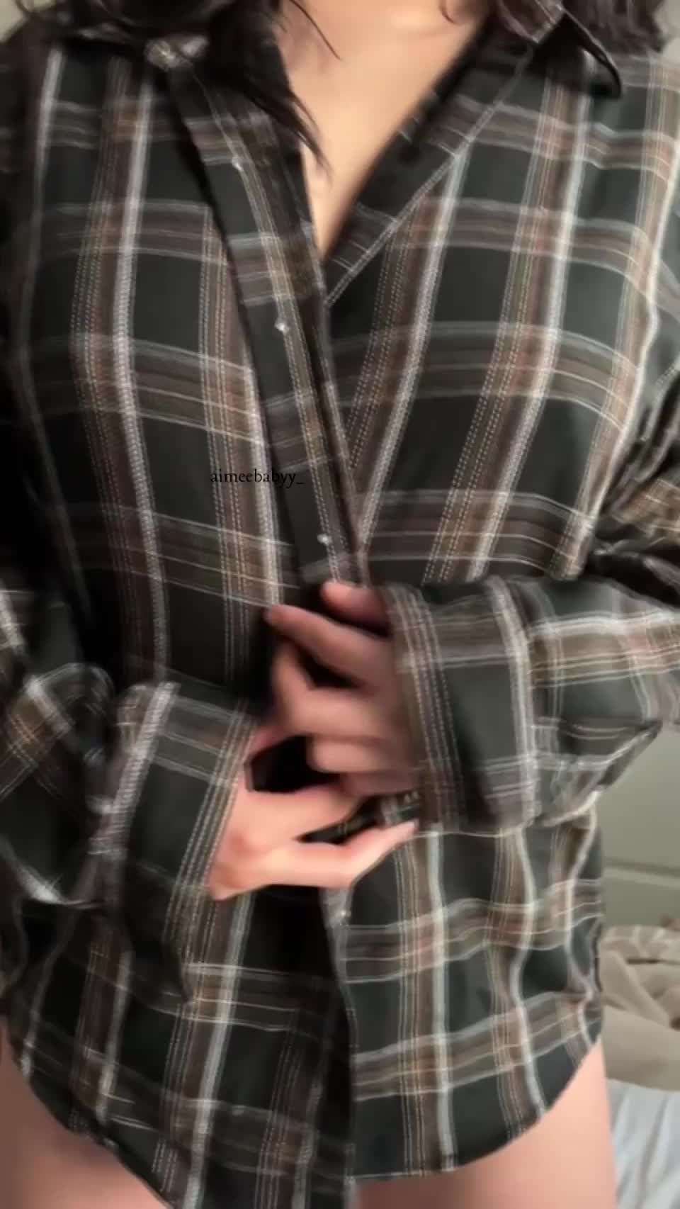 I want your throbbing cock between my tits ❤ - free porn video