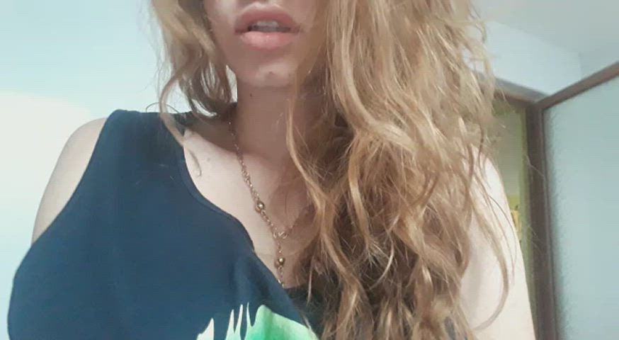 Hope I make at least 20 guys cum with my cute titty drop! - free porn video