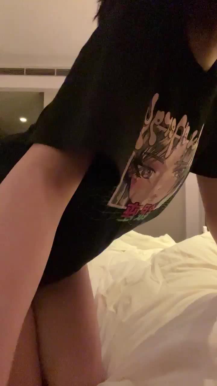 I’ll ride your cock if you eat my pussy first - free porn video