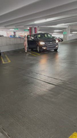 I’ve been doing so bad lately at not getting caught….. Hopefully I made his day better! [gif] - free porn video