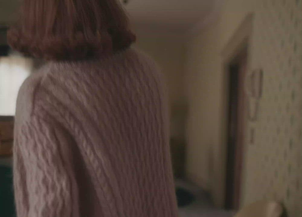 Anya Taylor-Joy dancing in her panties - free porn video