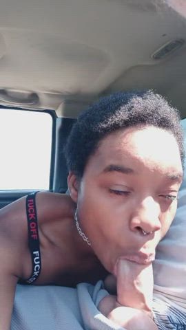 Black Slut Gives Her Daddy RoadHead - free porn video