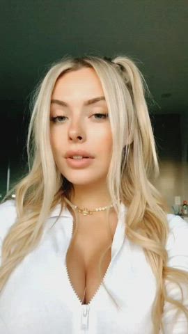 Famous blonde with amazing body🍈🍑💯💦 - free porn video