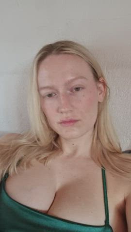 I can't get to lick my nipple. Can you do that for me? - free porn video