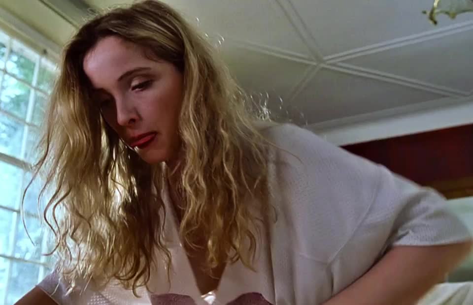 Birthday Babe: Julie Delpy in An American Werewolf in Paris (1997) - free porn video
