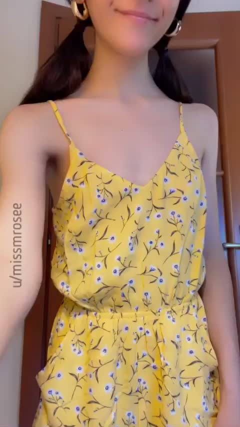 Guys who appreciate extra small tits are the best - free porn video