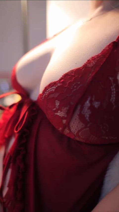 Warming up for dessert - free porn video