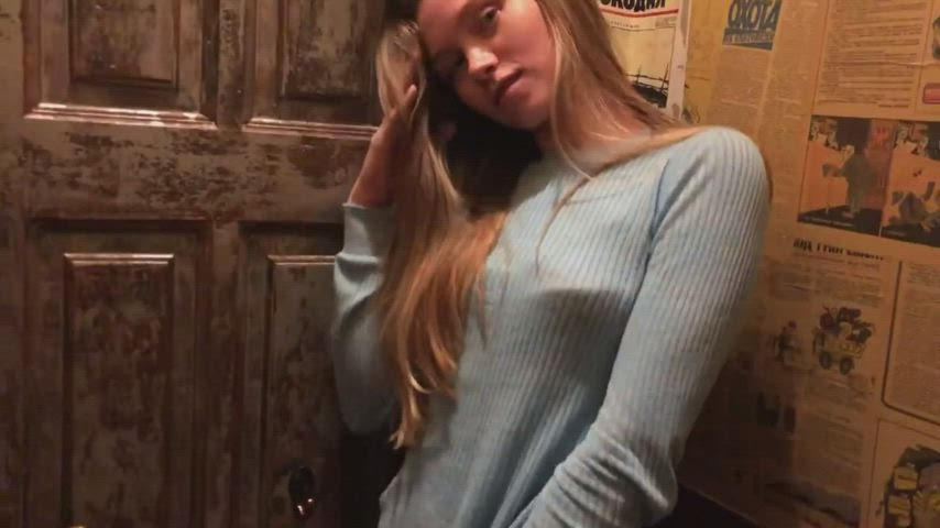 Do you know who she is? - free porn video