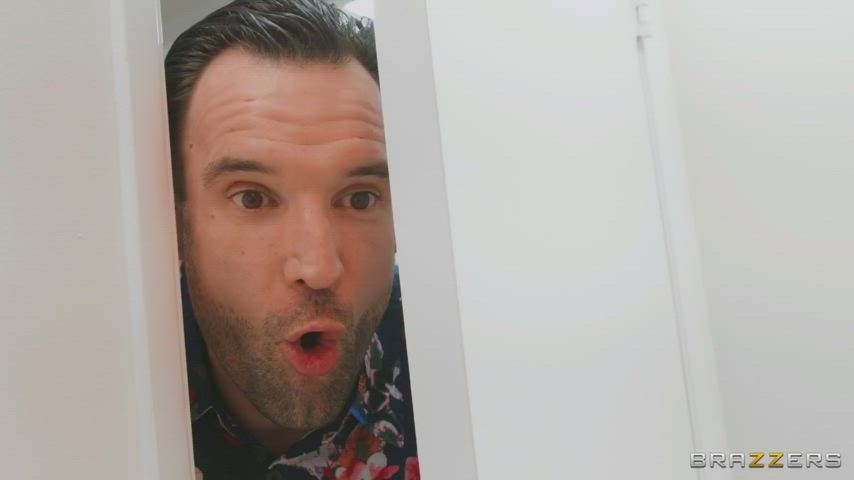 [FFM] Sleazy Hostel Manager Fucks Lesbian Guests - free porn video