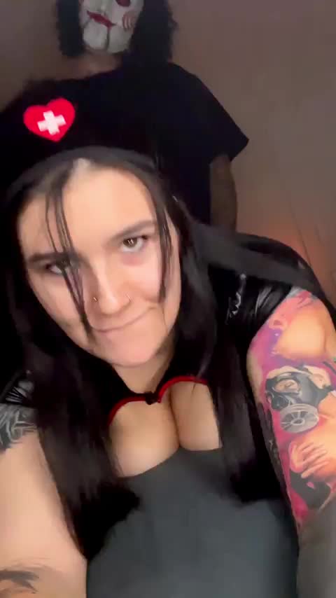 Fuck a fan treak or treat 😝 - free porn video