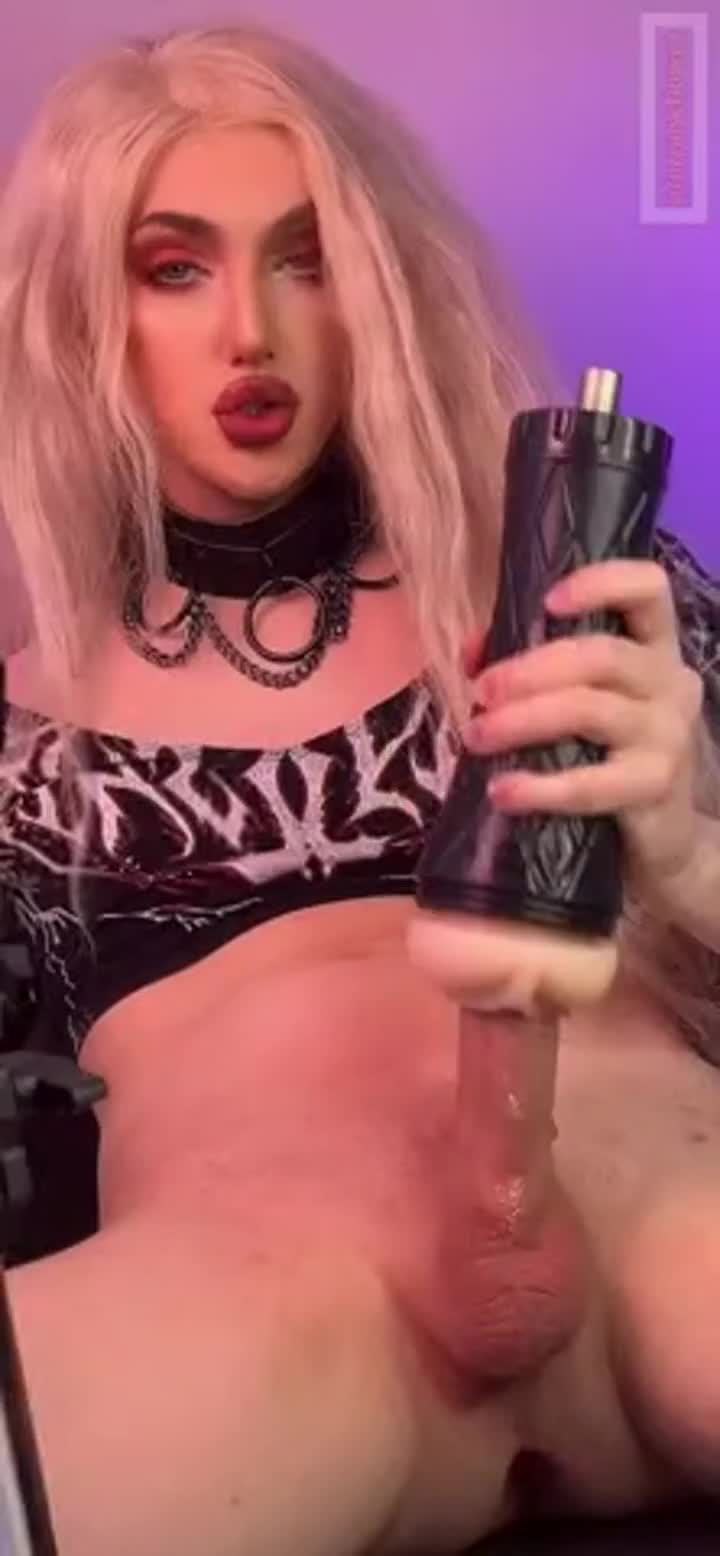 Take it in your throat - free porn video