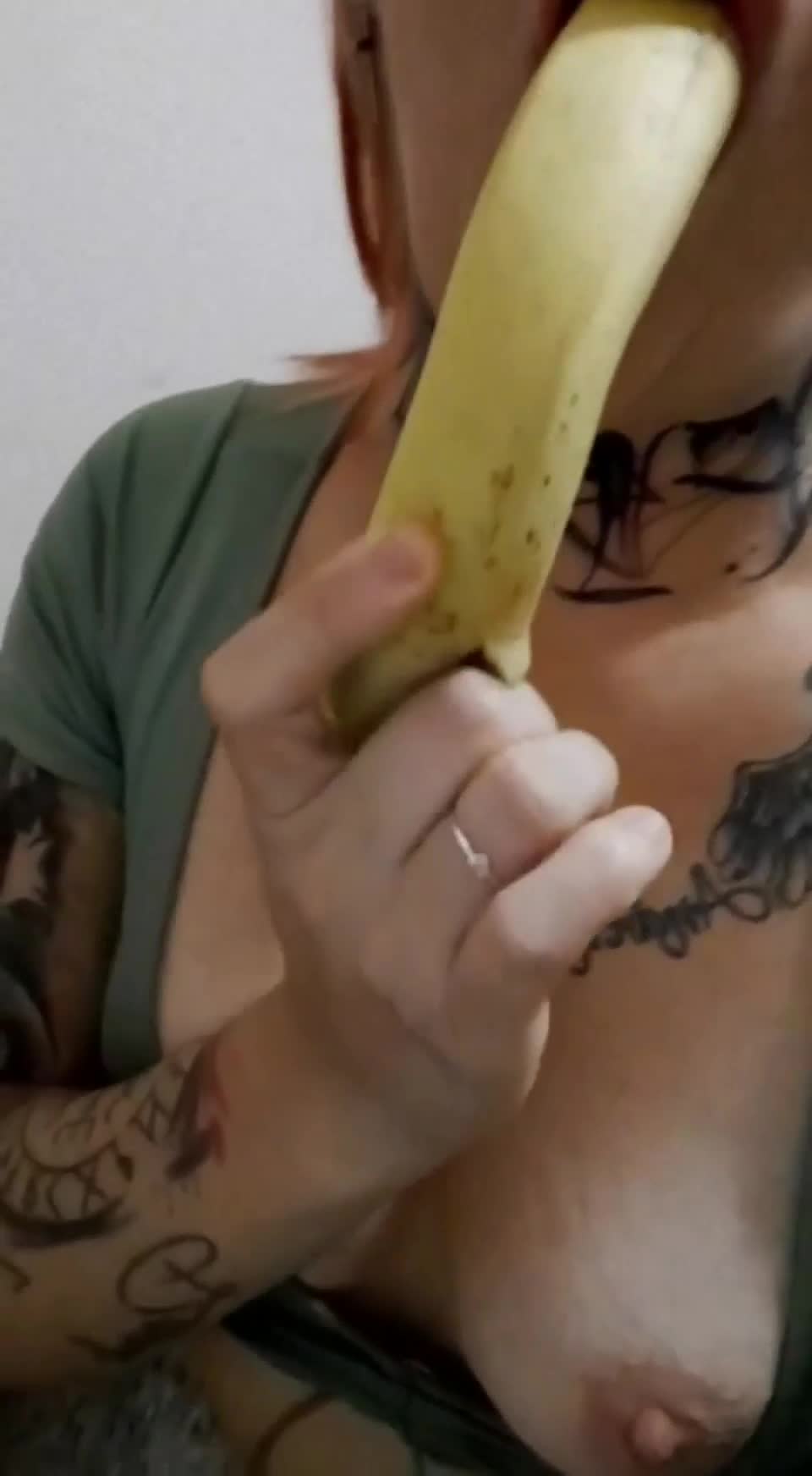 I love feeling your cock throbbing down my throat.. - free porn video