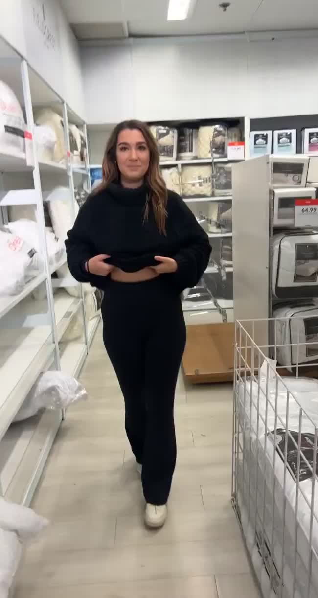 Would you date a serial flasher? 😝 - free porn video