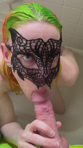 Look at how that cum dangles from my face. - free porn video