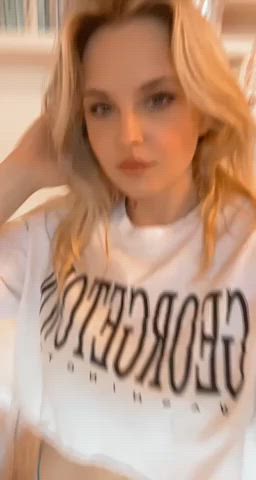 To every guy who fucks raw: I hope you‘re having a great day! - free porn video