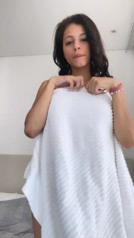 Not wanting to pull out is a major green flag - free porn video