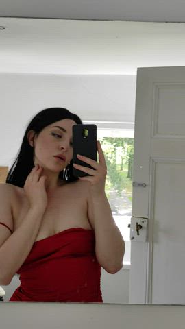 Your pale queen is feeling horny today - free porn video