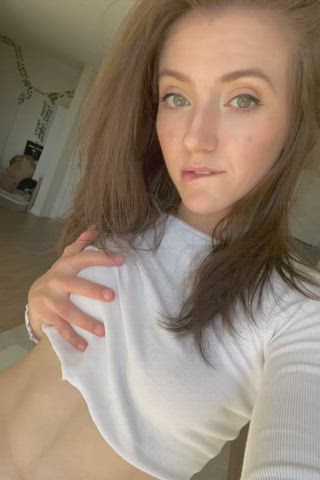 Hoping you appreciate my perky little tits 🙈 - free porn video