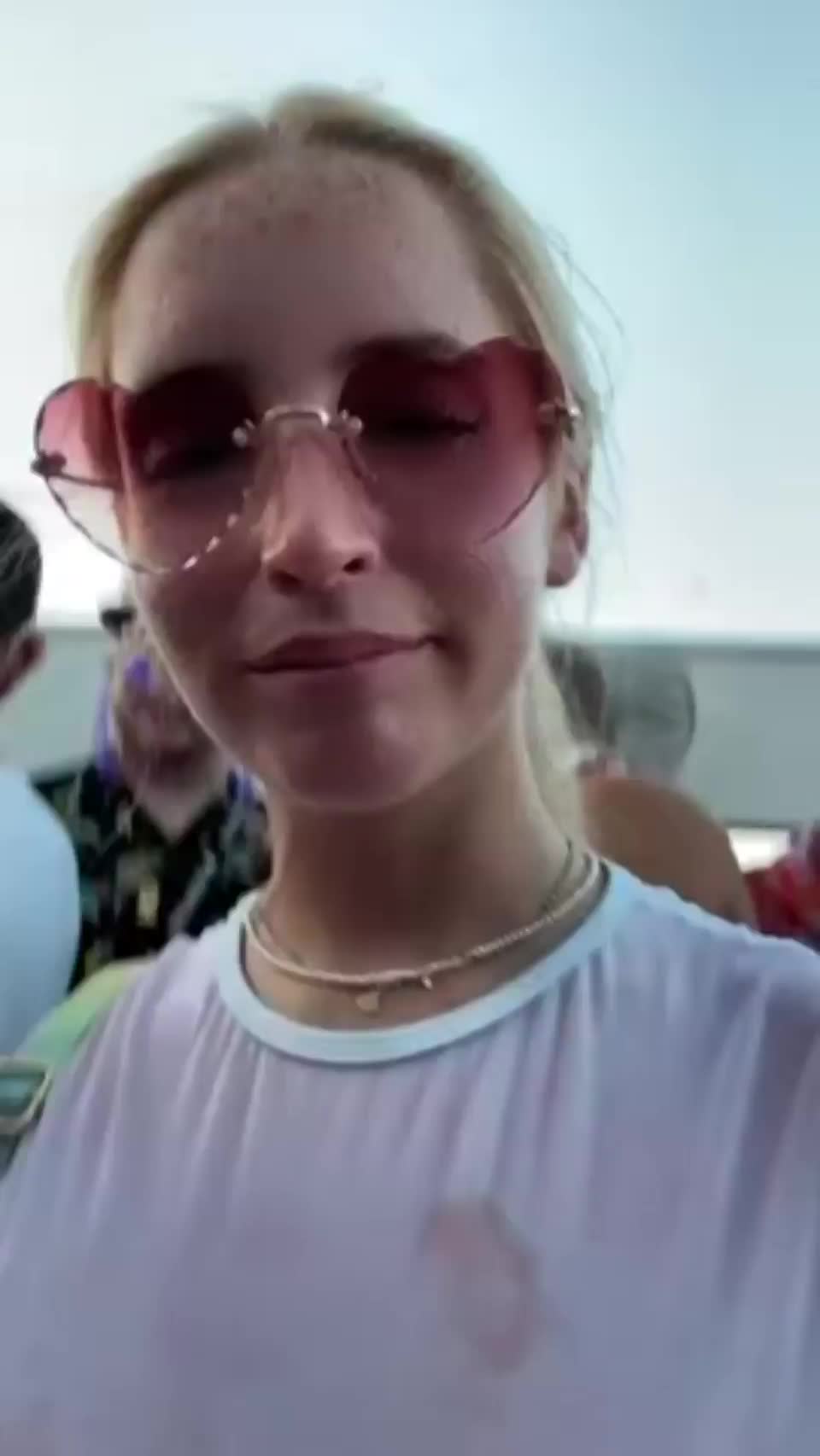 the real party is up here - free porn video