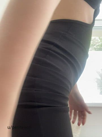 I feel your tongue between my buns - free porn video