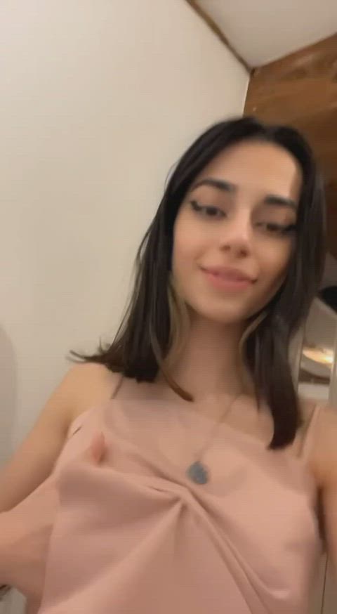 I want to be your weekend delight, constantly touching your body - free porn video