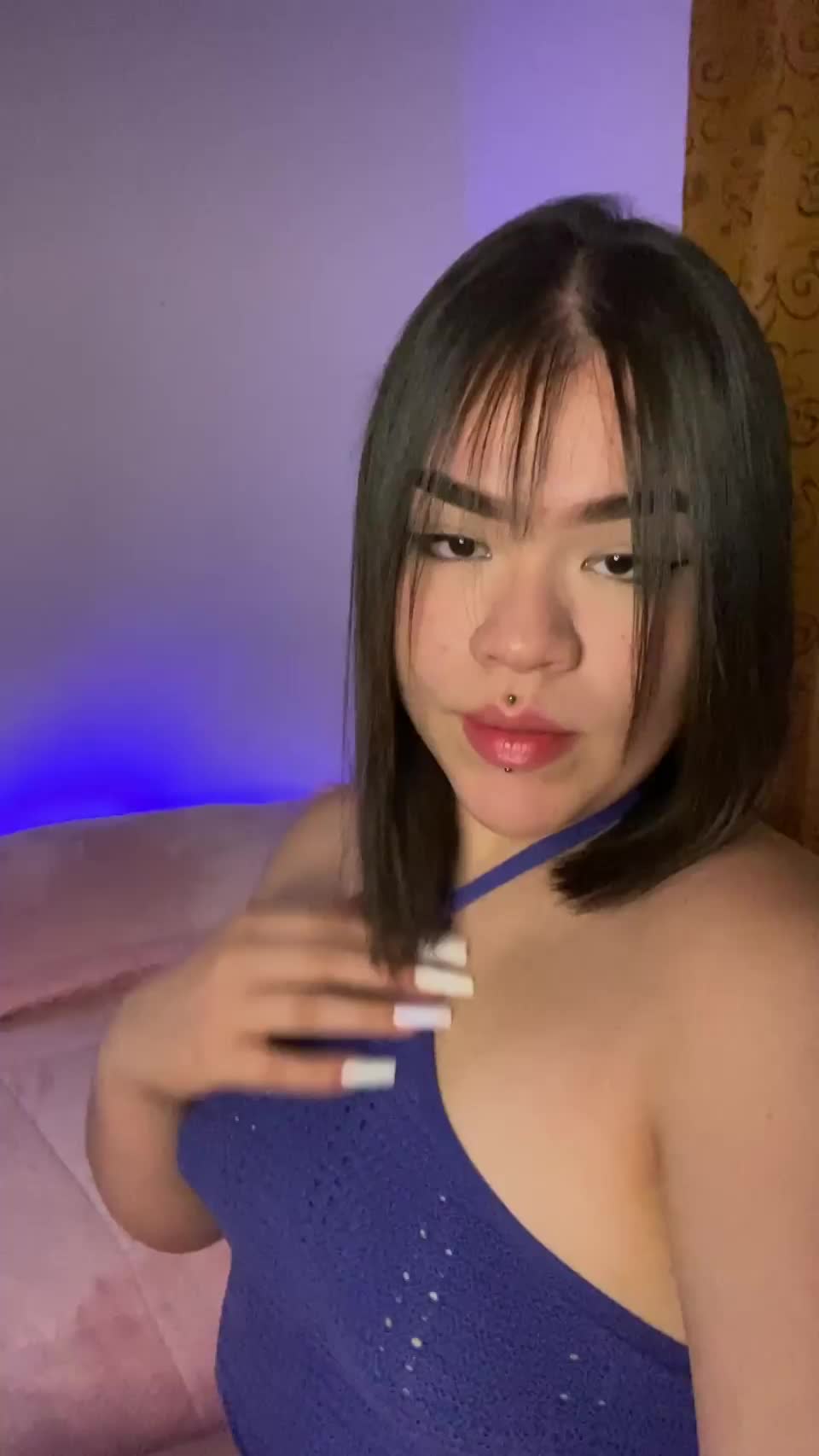 Do older men still want 18 year old pussy? - free porn video