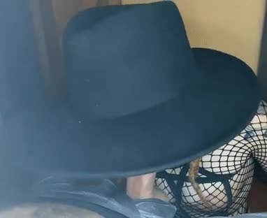 peekaboo deepthroat under her coachella hat (oliviajarden) - free porn video