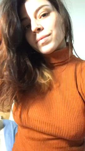 Wanna suck my tits? Here, let me strip for you 😏 - free porn video