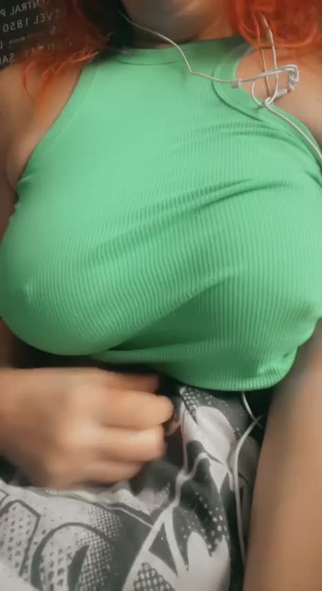 Help mommy milk her milkers pls - free porn video