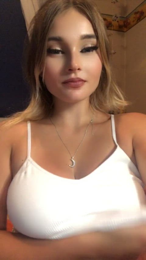 just turned 18, smash or pass? - free porn video