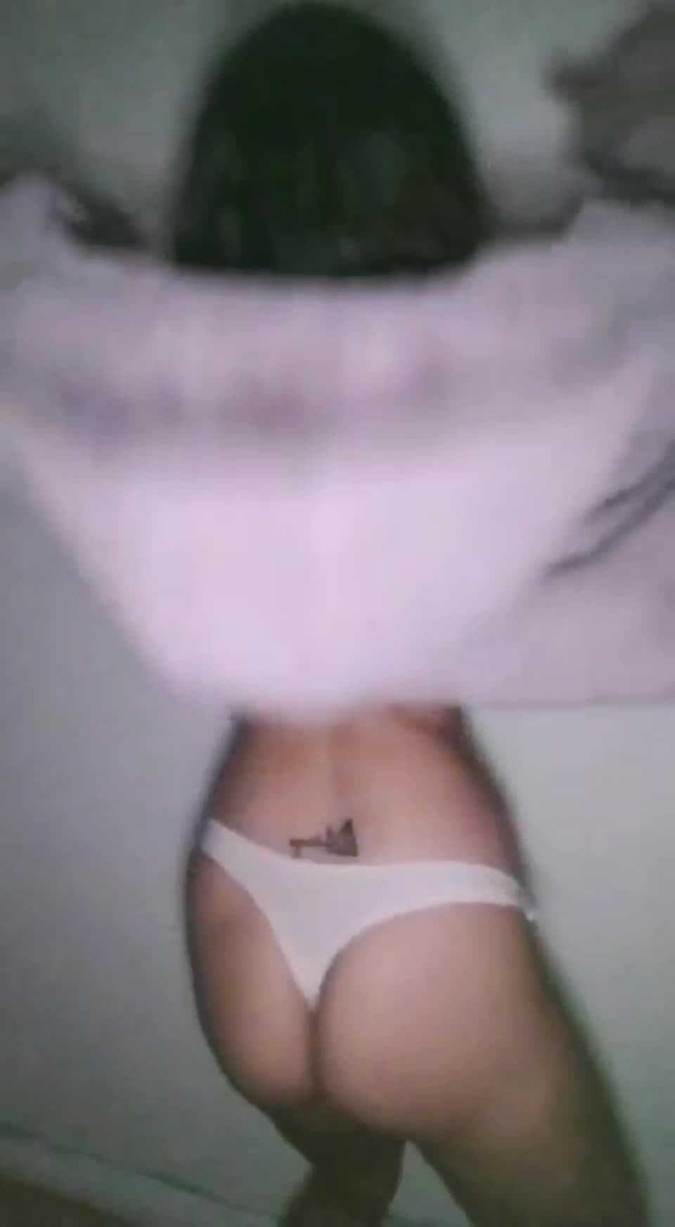 When i'm craving sex, I go a little bit crazy ;) - free porn video