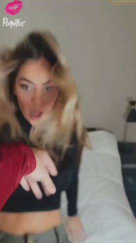 Blonde Babe in Cargo Pants her move at the end sooo hot - free porn video