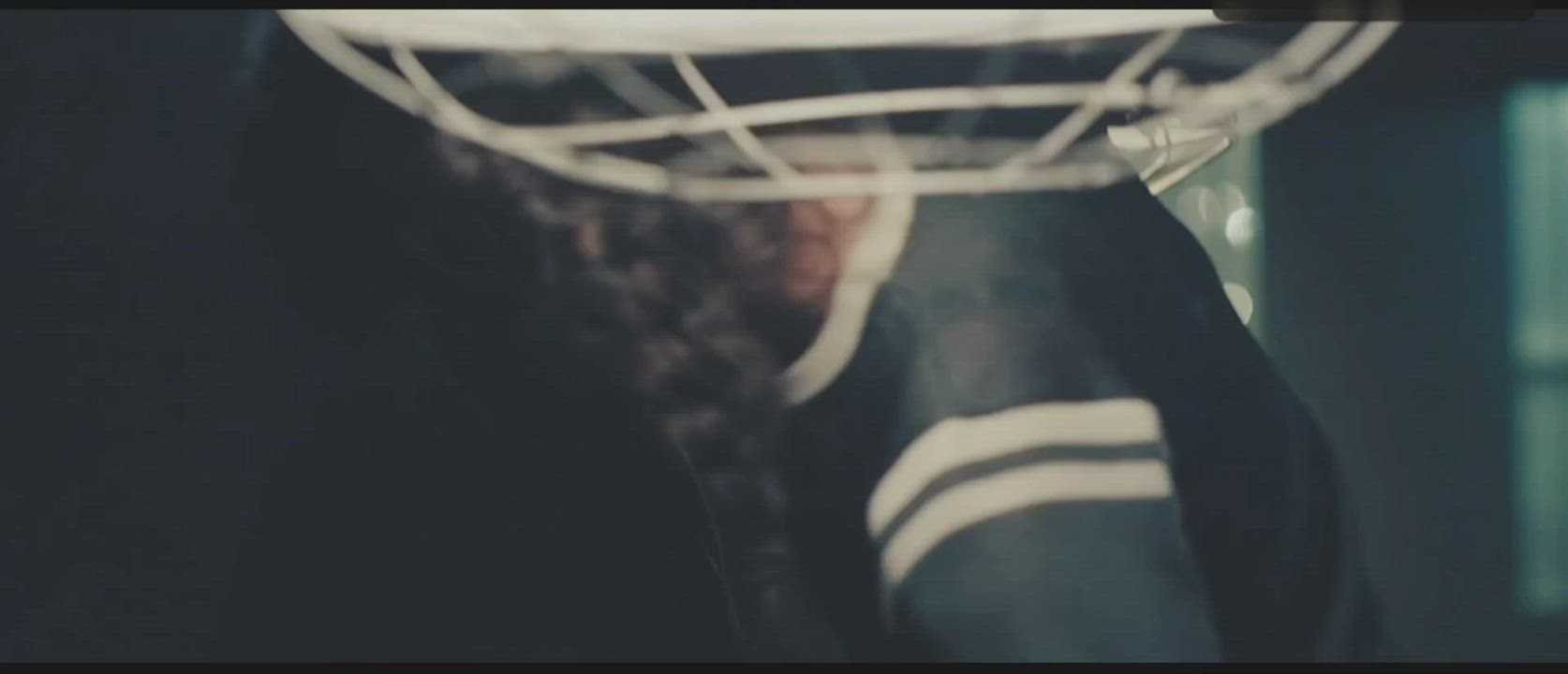 Shailene Woodley really needs to be rough fucked, her fiancé must have a hard boner watching her having sex on screen with such passion. - free porn video