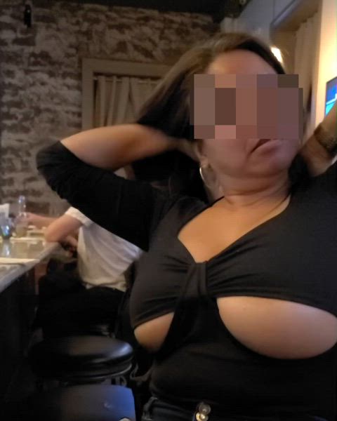 My happy hour BIG titty fun and then flashing - free porn video