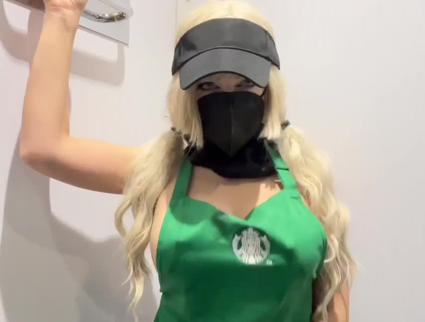 Love showing off my huge tits on my Lunch break 🐱 hopefully someone will walk in and play with them 💕 - free porn video