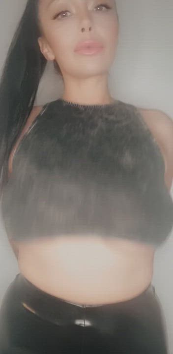 Help me hold this tits guys 🥰 - free porn video