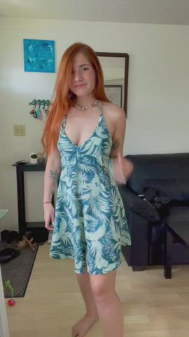 Hope you don’t mind very awkward short girls 🙈 - free porn video