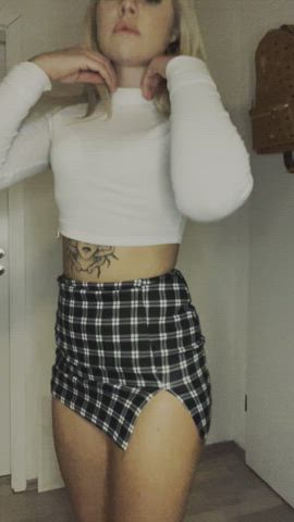 Do you like my shaking ass? - free porn video