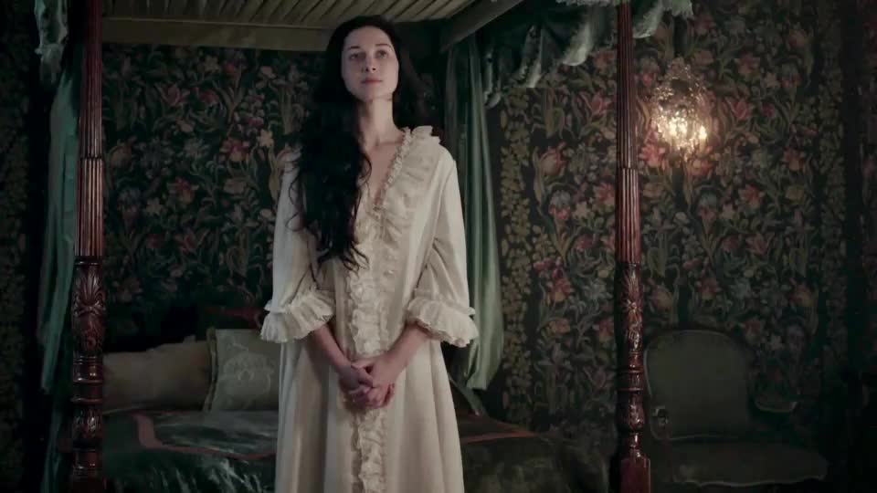 Birthday Babe: Hannah James in Outlander [S3E4-2017] - free porn video