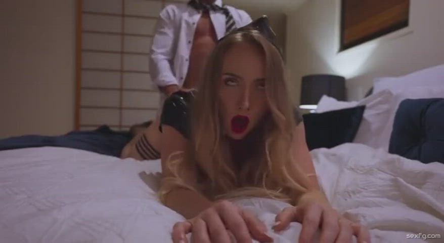 Hot babe with red lips getting fucked in a doggy style position - free porn video