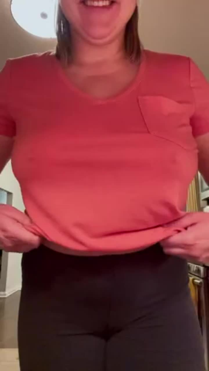 Mom Titty drop [OC] - free porn video