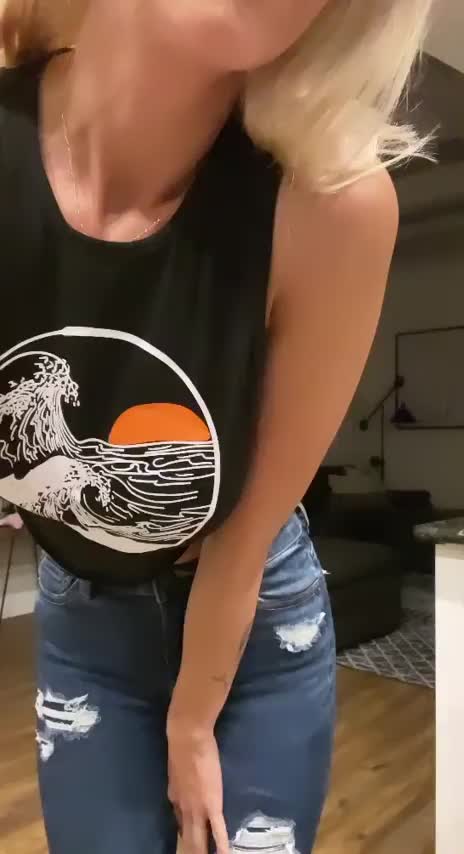 My nipples get super hard when I’m horny - free porn video