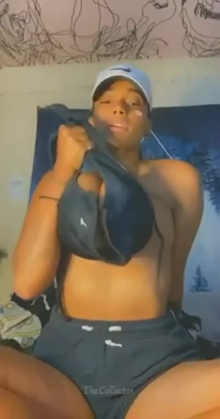 Velcro sports bra needed to help support her big tits. You can even hear the titty drop - free porn video