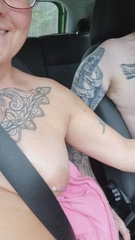 Being naked in the car should be mandatory - free porn video
